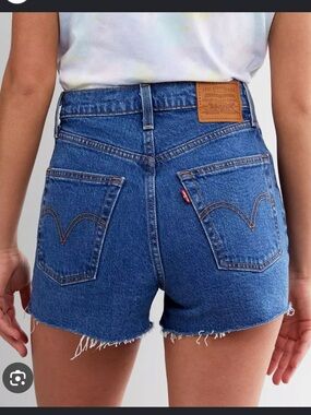 Levi's Ribcage Shorts